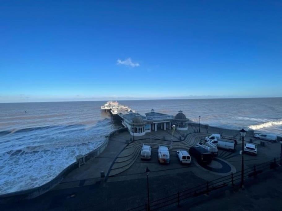 Calm In The Centre Of Cromer! Екстериор снимка
